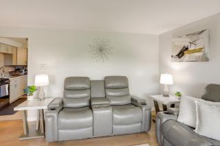 Swim, Bike and Fish Pet-Friendly Lorain Retreat! - 5