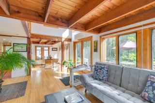 Ellsworth Home about 18 Mi to Acadia Natl Park! - 2