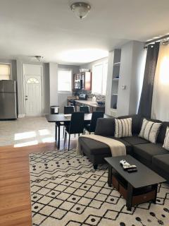 Experience Charm City in this Stunning Gem! - Baltimore - 9