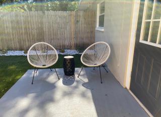 Modern Retreat - 8 Mins to Beach, Queen Bed, Free Parking - Largo - 6