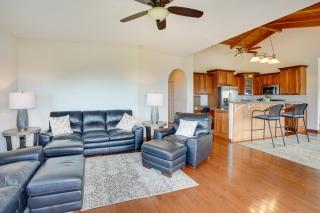 Hawaiian Retreat with Ocean Views in Captain Cook! - Papa Bay Estates - 7