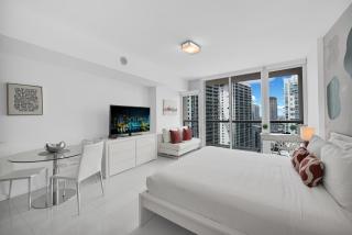 Stylish Studio Icon, W Hotel Waterfront Building - Miami - 6