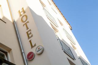 Hotel Kronprinz - Greifswald - 9