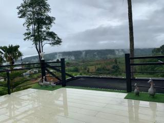 Elevated Serenity Lodge in Khao Kho - Khao Kho - 2
