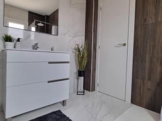 Rodinná vila s bazénem - Daya Nueva - 1