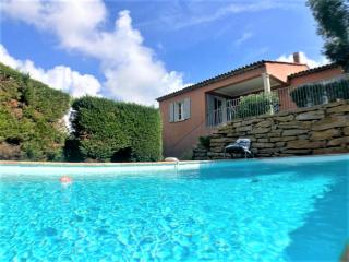 MAGNIFICENT VILLA AND ITS PRIVATE SALT POOL CLASSIFIED 4* BY THE TOURIST OFFICE - Sainte-Maxime - 9