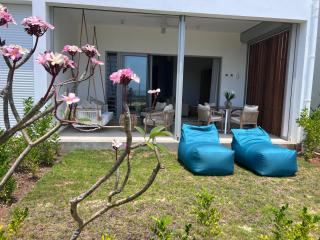 Beach Front Holiday apartment - Grande Gaube - 6