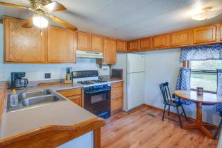 Cozy Eldred Getaway - 12 Mi to Rock City Park! - - 8