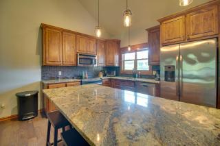 Pool Access, Deck and Boat Slip Monkey Island Oasis - 2