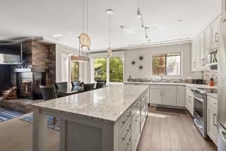 Chamonix 34, Snowmass Ski-In/Ski-Out Condo w/Shared Pool/Hot Tub/WiFi - 5