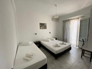 Deep Blue Rooms & Apartments - Mylopotas - 7