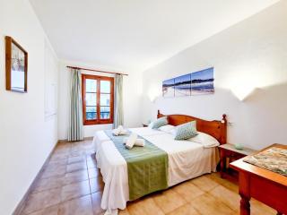 Apartamentos Calan Blanes Park, CB, APM 2142 - 1