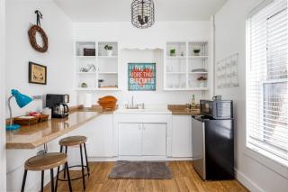 The City Roost at Timberline Flats with Balcony - Traverse City - 3