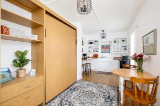 The City Roost at Timberline Flats with Balcony - Traverse City - 4