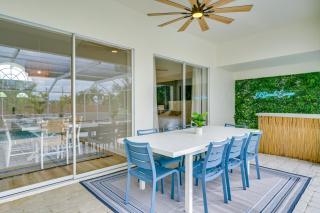 Florida Getaway with Heated Pool, Bar and Fire Table! - 9