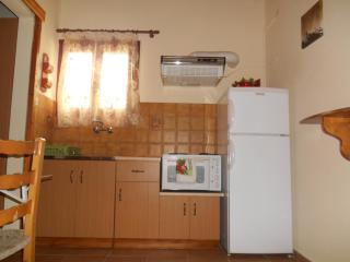 Violetta Studios & Apartments - Milína - 3