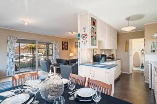 Kinder Cottage - Taupo - 6