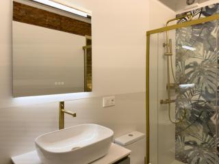 Central Market - Ciutat Vella, exclusively for families - Mid-term - Valencia - 5