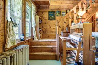 Cozy Adirondack Cabin Retreat in West Chazy! - - 2