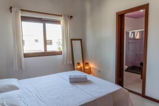 A 450m da PRAIA de TAPERAPUAN, no 2 pavimento, Piscina, Churrasqueira, 2 quartos, até 6 pessoas, WiFi independente 300 mbs, Estacionamento Gratuito para 1 carro, Próximo a mercado e restaurantes - Porto Seguro - 5