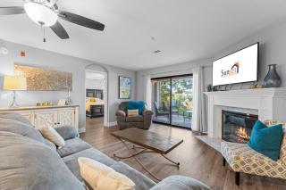 Swanky Sanctuary condo - 0