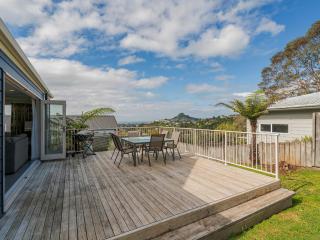 Hinemoa Heights - Tairua Beach Holiday Home - Tairua - 4