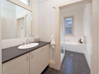 Central Crisp - Albury - 6