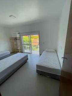 Casa na Praia da Ferrugem com 2 vagas - Garopaba - 6