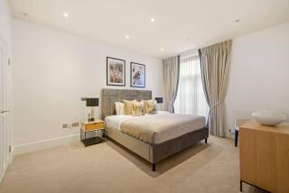 Stylish Family Apartments near Kensington High Street - by Short Stories London - 8