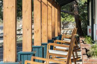 The Belle Sequoia Motel RM9 - 5