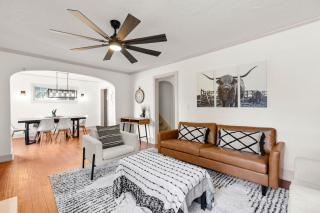 Timeless Historic Home near Downtown with HOT TUB - 5