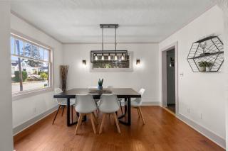 Timeless Historic Home near Downtown with HOT TUB - 3