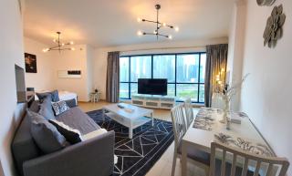 Bright & Valuable, close to Metro Station - 9