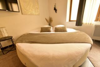 Appartement jacuzzi Gold&Night - Verneuil d’Avre et d’Iton - 6
