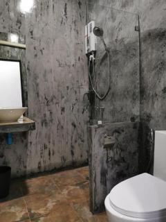 Lanta Long Beach Hostel - Koh Lanta - 3