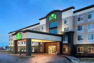 La Quinta by Wyndham Omaha Airport Downtown - 9