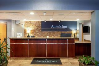 AmericInn by Wyndham Eau Claire - Eau Claire - 6
