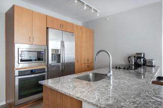 Streeterville 2br w lounge pool nr Riverwalk CHI-1003 - 5