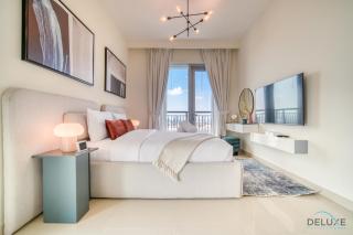 Polished 3BR with Assistant Room at Harbour Views Tower 1 Dubai Creek Harbour by Deluxe Holiday Homes - Dubai - 4