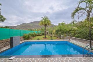 Lifeline Villas - Peak View Villa Lonavala With Huge Pool And Lawn Area - Lonavala - 9