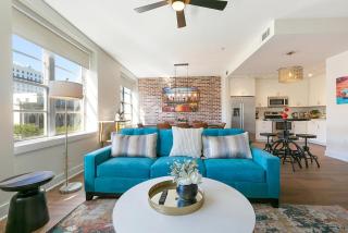 French Quarter Oasis: Spacious 4-Bedroom Condo - New Orleans - 2