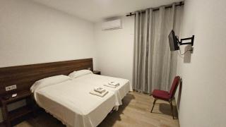 Hostal Restaurante el cruce - 1