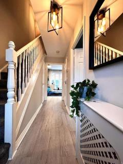 Damson Drive- Boutique Home - 6