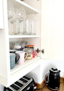 Laburnum No2 by Oracle - 1