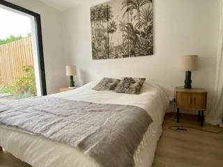 Maison contemporaine à Saint-Denis-d'Oléron avec piscine privée, proche plage, 10 couchages - FR-1-246A-243 - 1