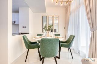 Restful 3BR Townhouse at DAMAC Hills 2 Dubailand by Deluxe Holiday Homes - Dubai - 9