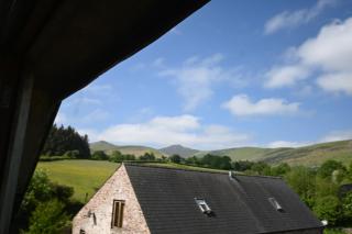 Hideaway in the Brecon Beacons - 1