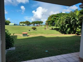 The feet in water - 1