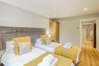Lord Galloway 36 with Hot Tub - Newton Stewart - 1