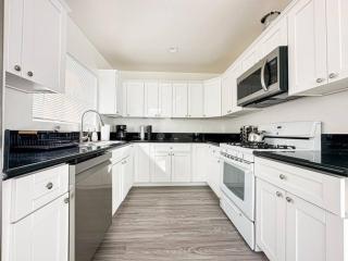 Modern Friendly 3BR Habitat - WO - BUR - Burbank - 6